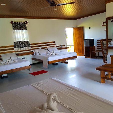 Eco Hotel Black&White - Anuradhapura Mihintale Exterior foto