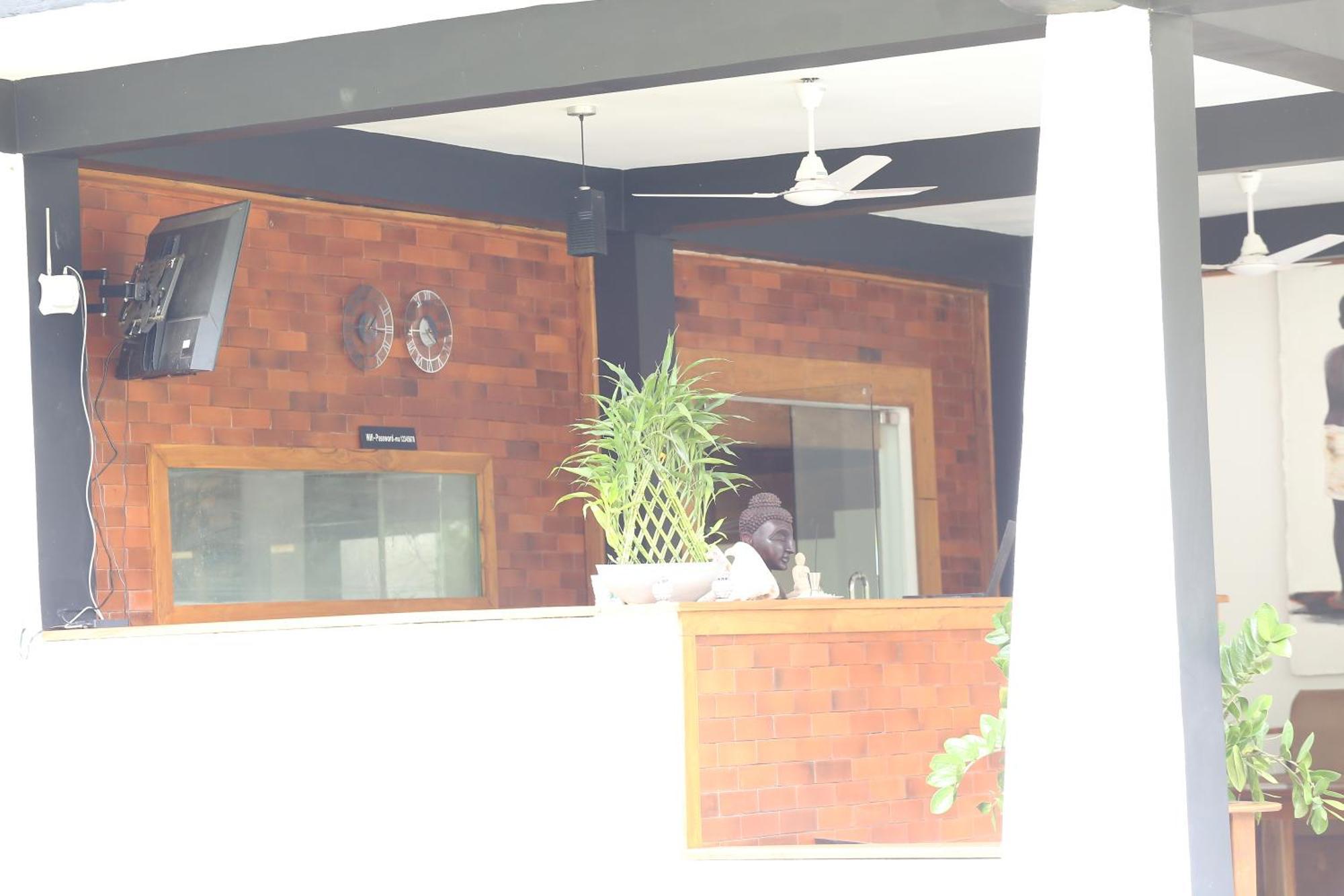 Eco Hotel Black&White - Anuradhapura Mihintale Exterior foto
